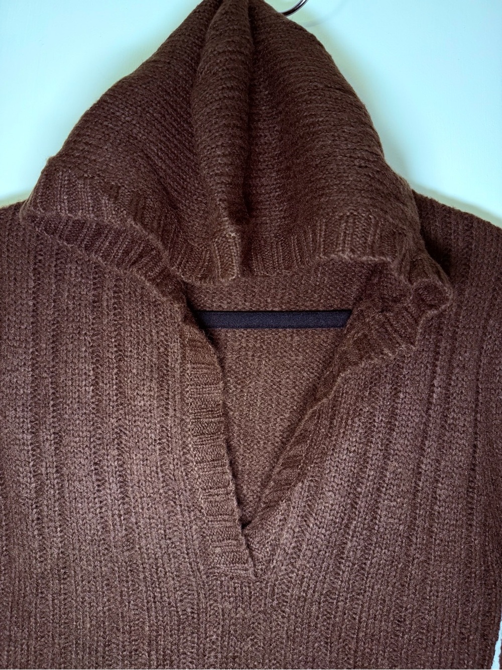 Women’s Chocolate Brown Hooded V-Neck Sweater with Pockets - size “M” - Picture 2 of 3